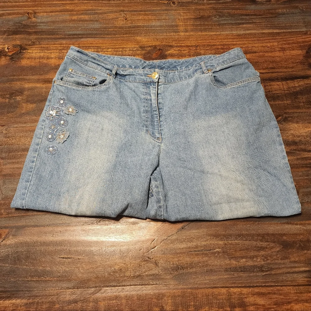 Ruby Rd. Crop Pants - Picture 2 of 6